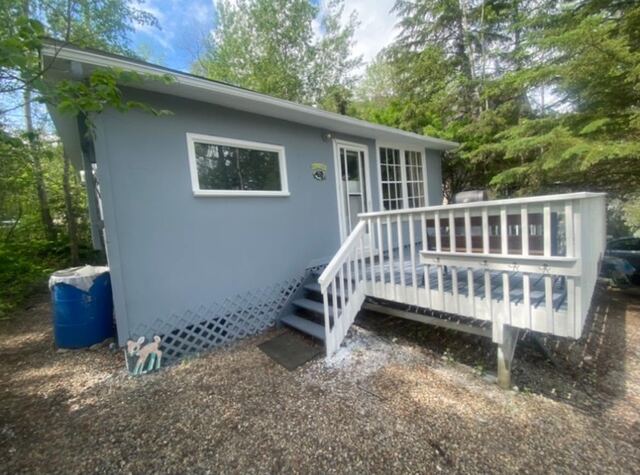Cabin with new deck and railing